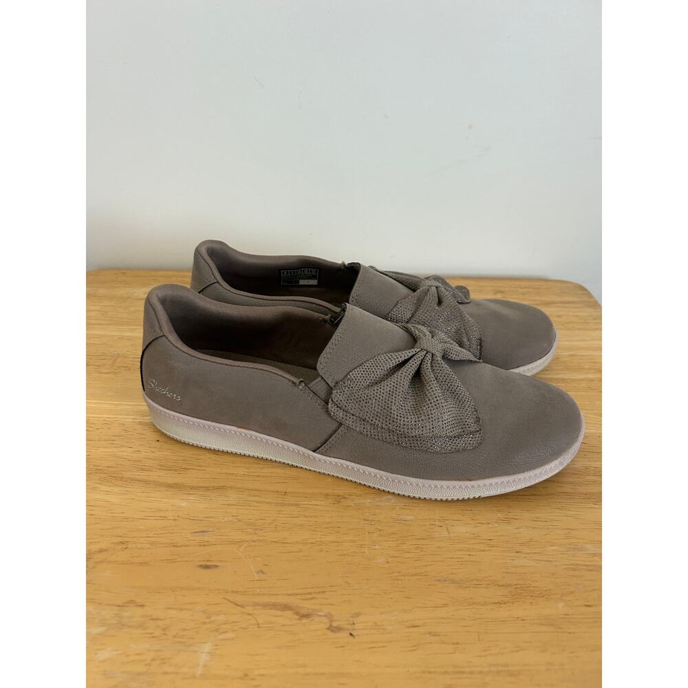Skechers Madison Ave. Bow Slip On Sneakers Air Cooled Memory Foam Size 8 - Picture 2 of 8
